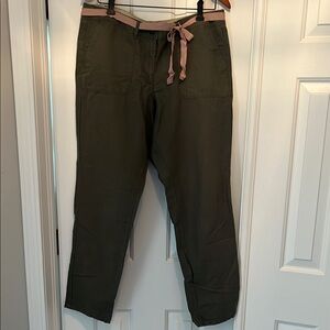 LOFT Olive Cropped Pants